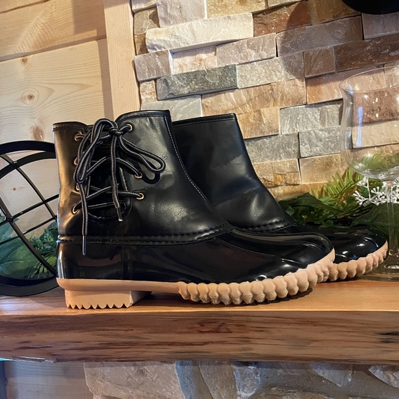 Black Side Laced Duck Boots - Picture 3 of 7